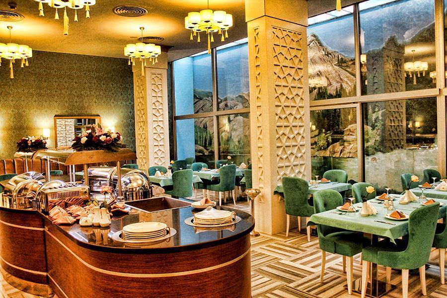 Shams Al-Basra Hotel Restaurant photo